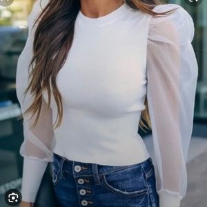Item Ditto Womens White sheer balloon sleeve sweater